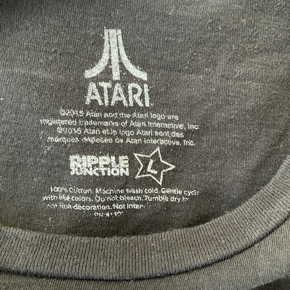 Atari tshirt - Picture 3 of 3